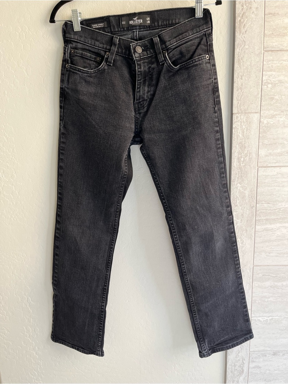 Hollister Epic Flex Classic Straight Leg Black Jeans, Size W28, L30